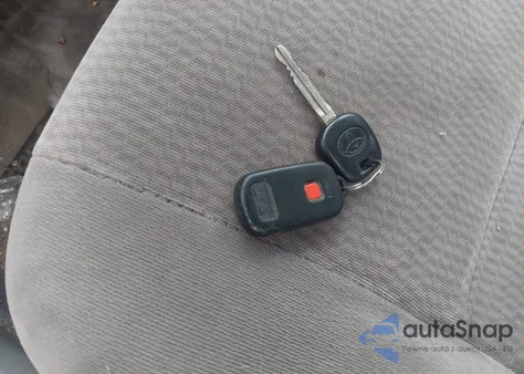 2005 Toyota Corolla Ce/Le/S z USA, uszkodzony, nr VIN 1NXBR32E15Z374685